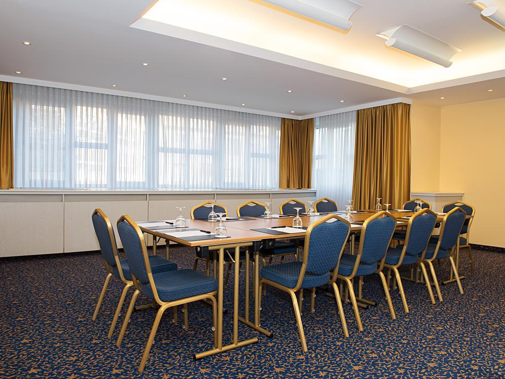 Victor'S Residenz-Hotel Saarlouis Dış mekan fotoğraf