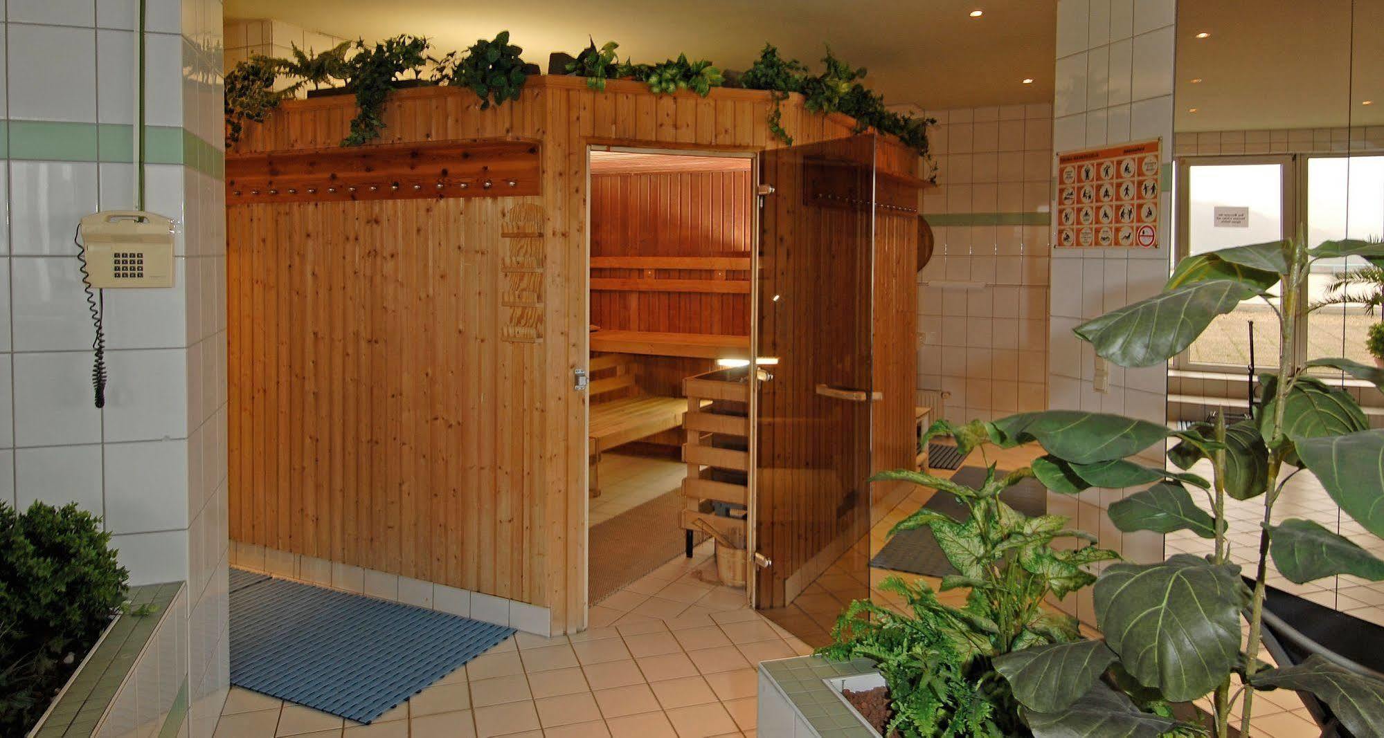 Victor'S Residenz-Hotel Saarlouis Dış mekan fotoğraf